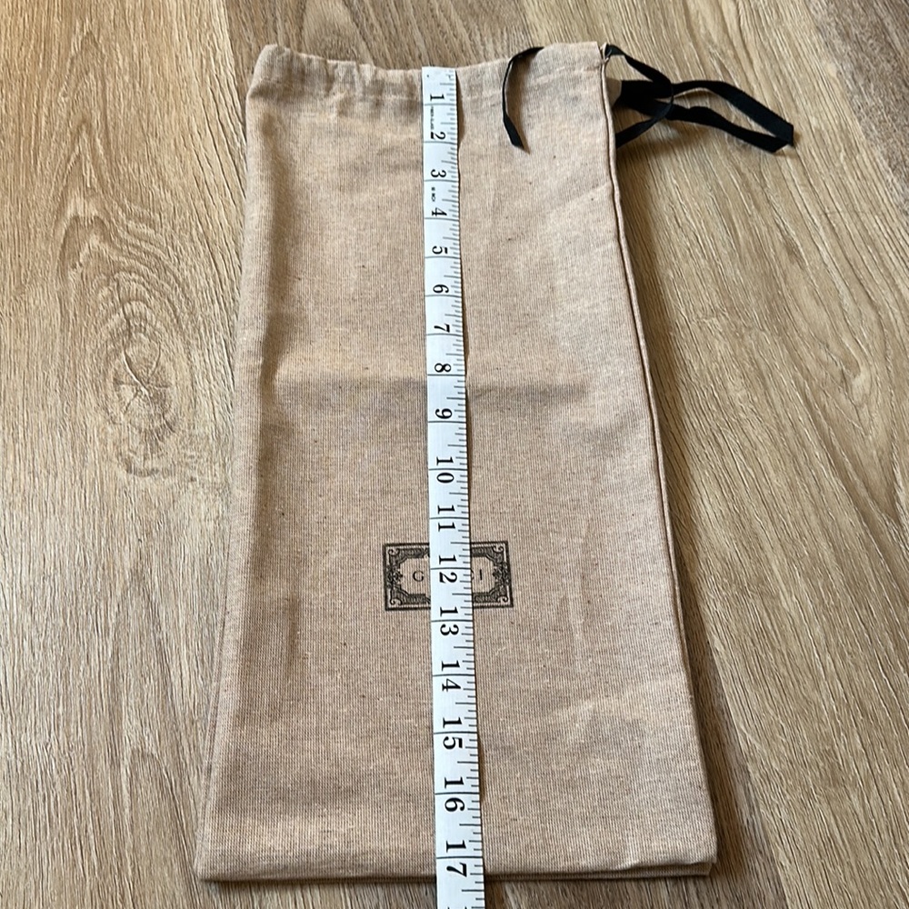 Gucci Dusters - Picture 4 of 5